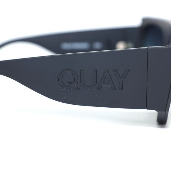 Quay Australia FULLY BOOKED Shield Sunglasses - Matte Black/Smoke Green - NWT - Picture 6 of 11